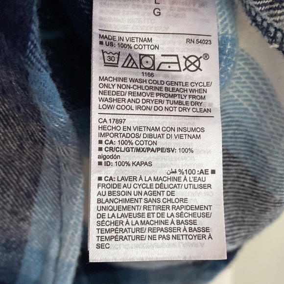 Old Navy Plaid Boyfriend style Shirt - Picture 5 of 5